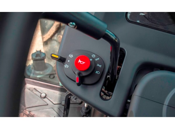 Tractor Kioti DK 5020C-EU, cabina cu AC,transmisie manuala de vanzare